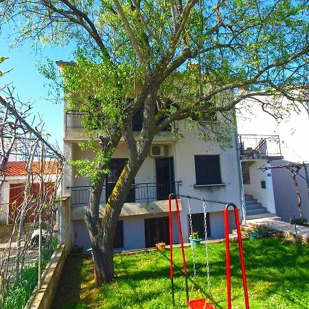 Apartment Dean 1595 Fažana Exterior foto