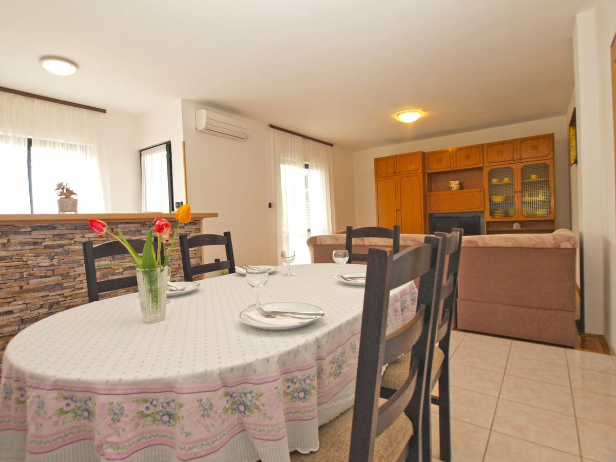 Apartment Dean 1595 Fažana Exterior foto