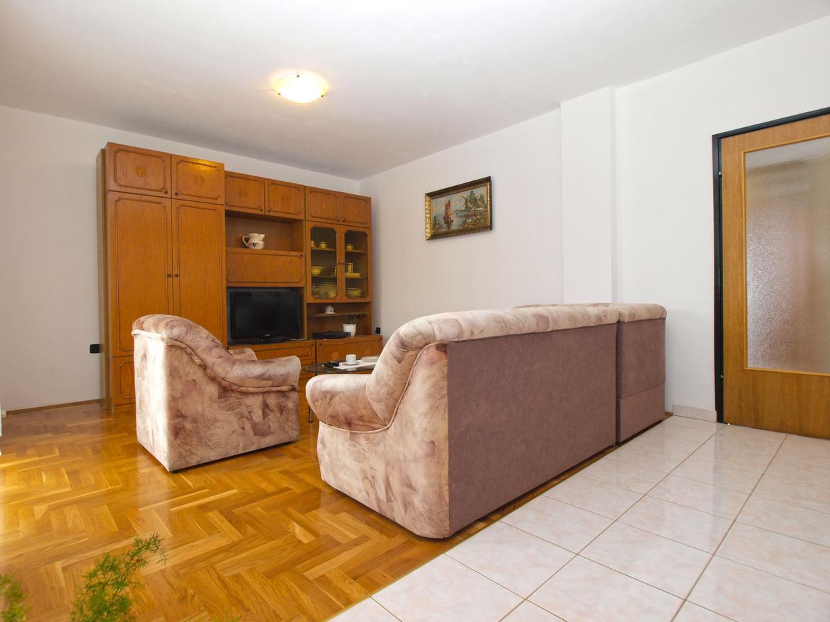 Apartment Dean 1595 Fažana Exterior foto